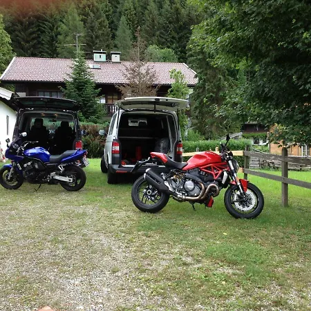 Landhotel/pension Wilder Kaiser Guest house *